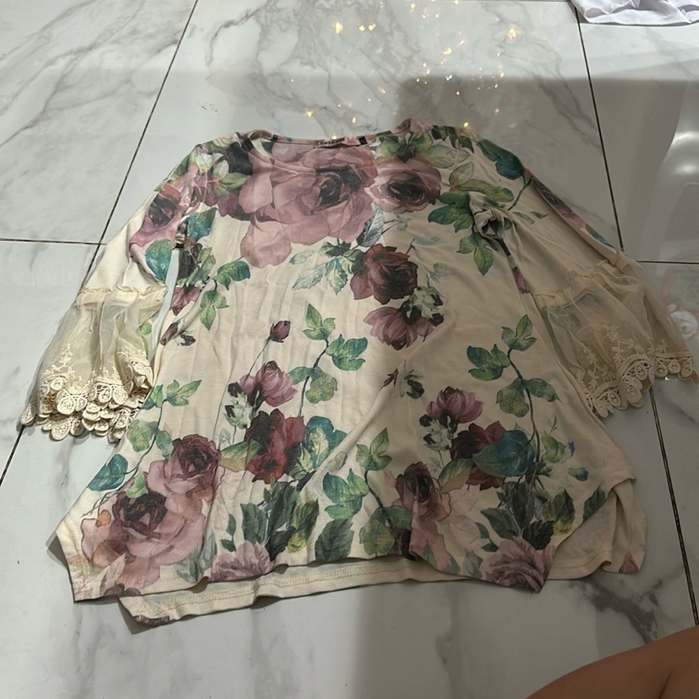 $ Origami size small blouse